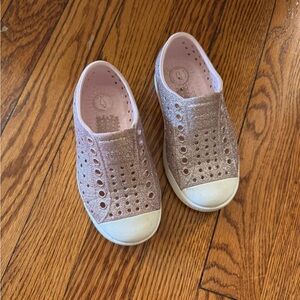 Sparkly Pink natives